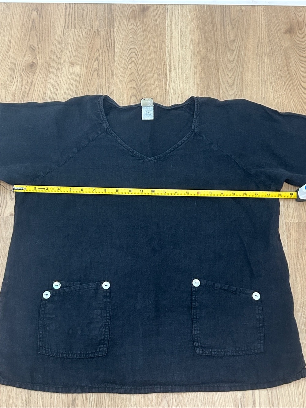 Match Point Women’s Blacl V-neck Linen Shirt Size Large - Picture 7 of 7